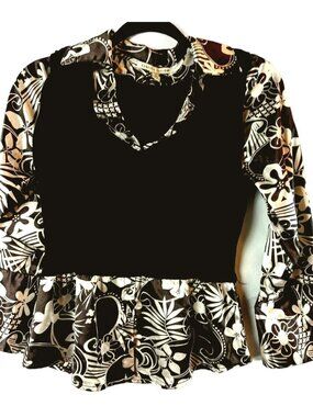 Carolyn Taylor Brown Knit Vest Top Attached Combo Small Floral Spring Flowers